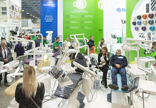 Стенд компании GREEN DENT на выставке Дентал-Экспо 2019_12.jpg