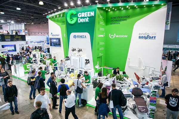 Стенд компании GREEN DENT на выставке Дентал Салон 2019_017.jpg